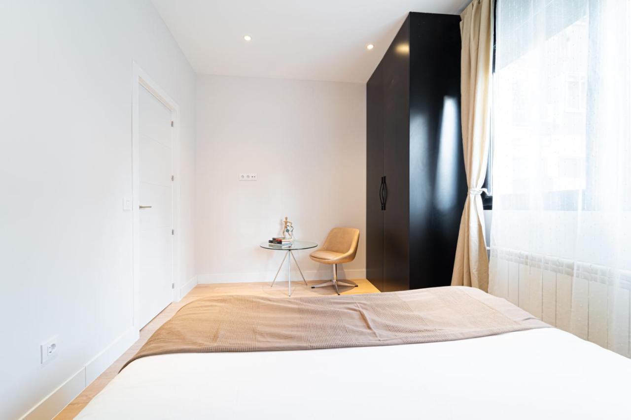 Edsam Madrid Apartments Black Kültér fotó
